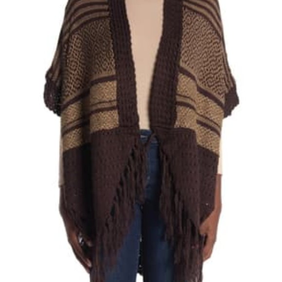 Vertigo Allover Print Fringe Kimono Cardigan NWT - Picture 3 of 16